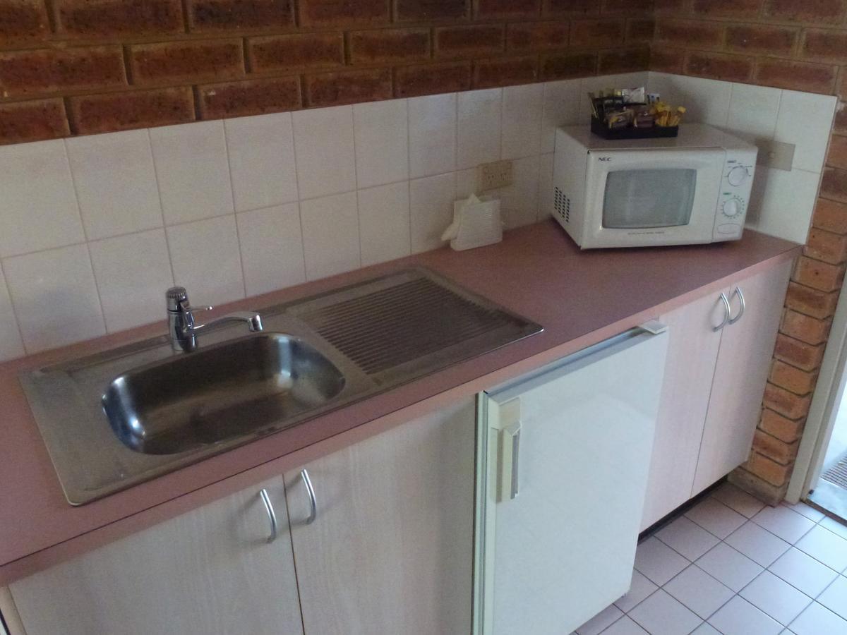 Colonial Motor Inn Bairnsdale Golden Chain Property Exteriör bild